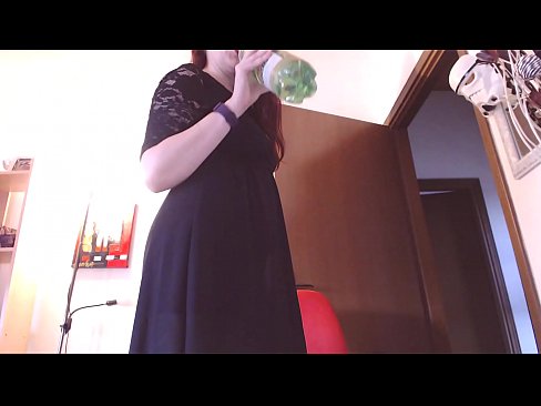 ❤️ Ein unterwürfiger Sklave, der schmutzige und üppige Höschen liebt, wird gezwungen zu masturbieren, nachdem er dieses Video gesehen hat! ❤️❌ Quality sex bei uns ❌️❤