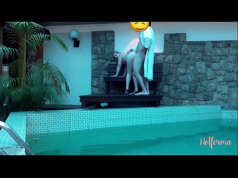 ❤️ Boss lädt Dienstmädchen zum Pool ein, kann aber einem heißen Sex nicht widerstehen ❤️❌ Quality sex bei uns ❌️❤
