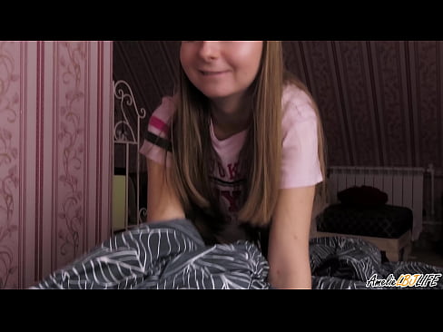 ❤️ Blondie saugt ihre BFF's tief und bekommt Sperma in den Mund ❤️❌ Quality sex bei uns ❌️❤